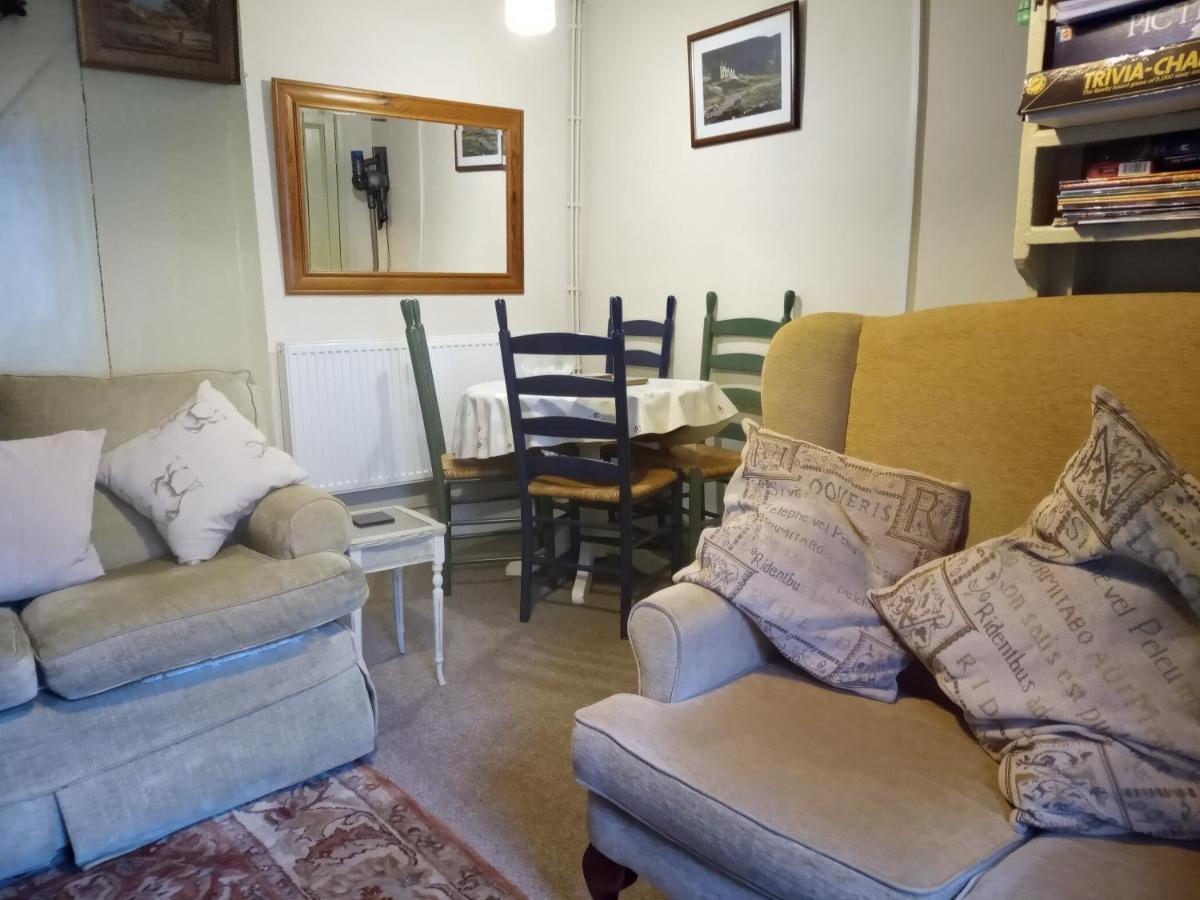 Ty Hen - Quirky Grade II Listed Cottage Blaenau Ffestiniog Ngoại thất bức ảnh